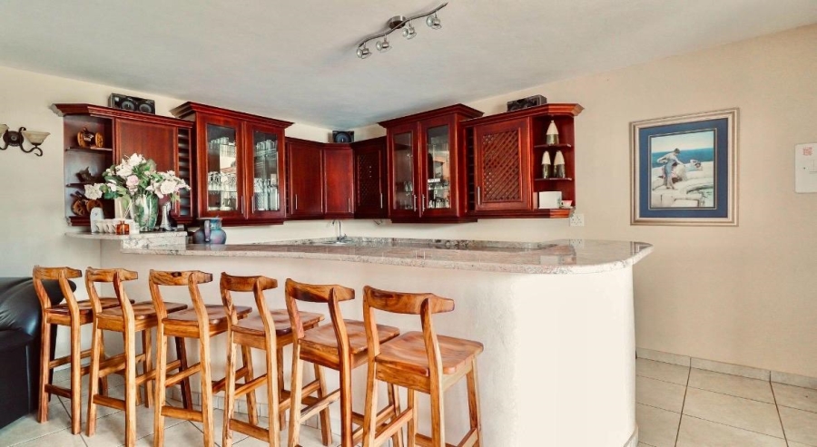 4 Bedroom Property for Sale in Wilkoppies North West
